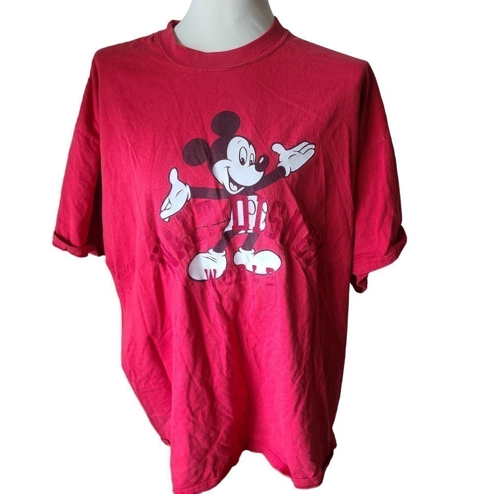 Vintage Mickey mouse T-shirts Disney world size xl